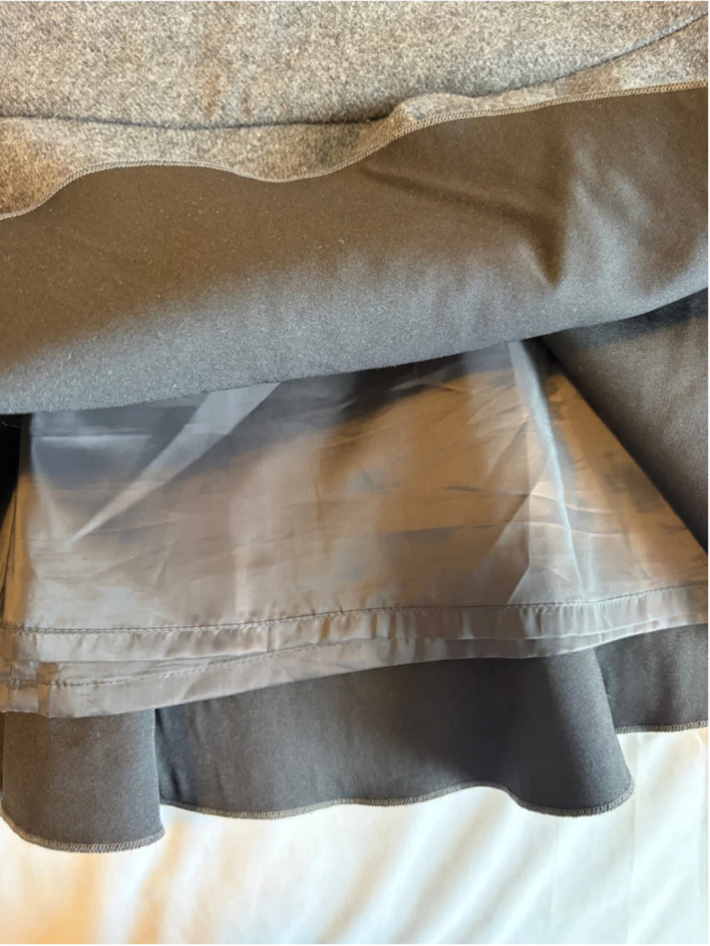 J.Crew Bonded Wool Flounce Mini Skirt Size 10 Coquette Dark Academic J2